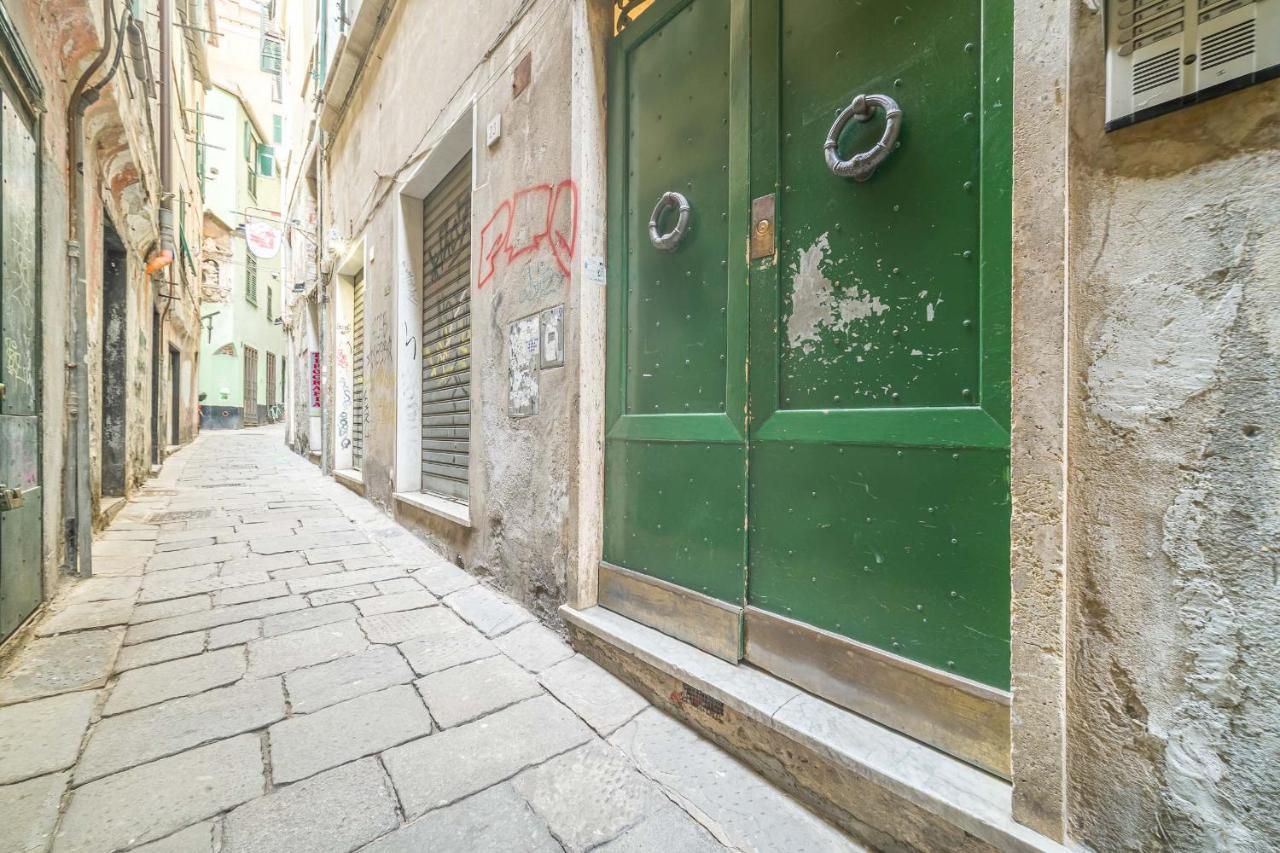 Santa Maria Delle Vigne Flat Genua
